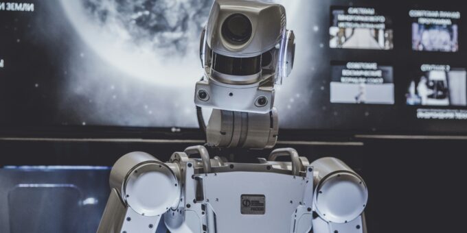 Jonny Kim's Experience: Controlling Robots on Earth Feels Like Video Gaming