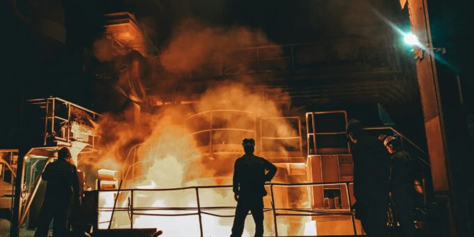 US Steel Shuts Down Illinois Mill: The Impact on Workers and Trump's Deal