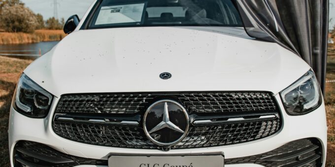 Exploring the Touchless Touchscreen: The Third Screen in the Base Mercedes-Benz GLC