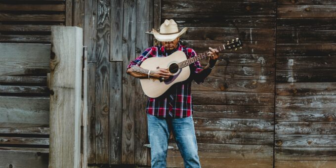 Heartbreak in the Spotlight: Country Star and Wife Mourn the Loss of Their Precious Daughter