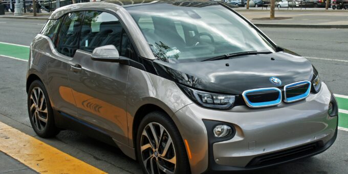 Smart is Back: The Return of the Electric City Car