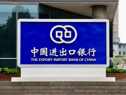 China Exports to the US Slump 33%: Analyzing the Record Trade Surplus