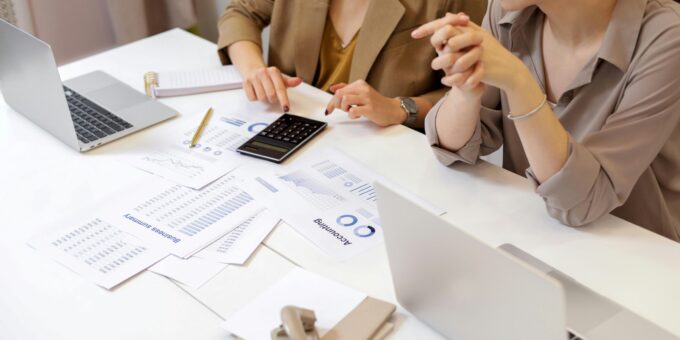 Analyze Political News Like a Professional