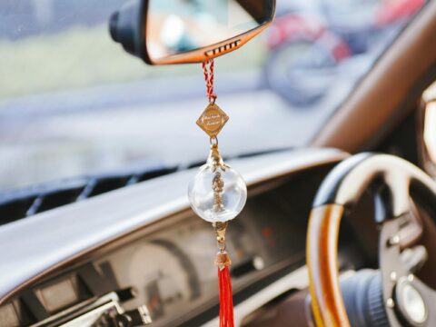 How to Install a Car Dash Cam in 5 Easy Steps