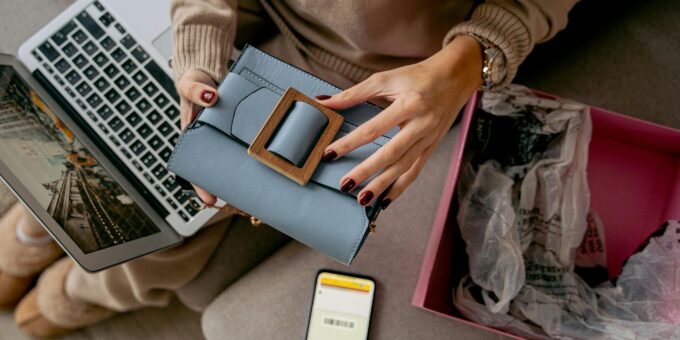 Use Artificial Intelligence for E-commerce Success