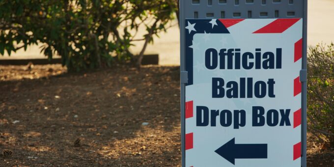 Read Political Polls and Surveys Correctly