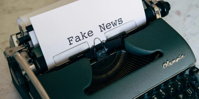 Spot Fake Political News on Social Media